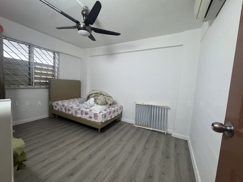 1 Hougang Avenue 3, 1 Hougang Avenue 3, 2 Bedrooms, 635 sqft, HDB Flat For Sale, by Ivan Li Zhilong 李智龙, 500144256 - Bedroom - PropertyGuru.com.sg