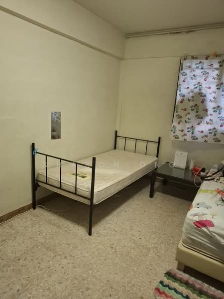 414 Ang Mo Kio Avenue 10, 414 Ang Mo Kio Avenue 10, Room Rental, 120 sqft, HDB Flat For Rent, by Sharon Ong, 500144266 - Bedroom - PropertyGuru.com.sg