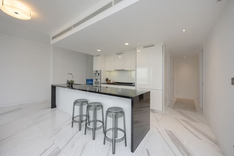 Wallich Residence, 3 Wallich Street, 3 Bedrooms, 1,755 sqft, Condominium For Sale, by Esther Txe, 500144269 - Kitchen - PropertyGuru.com.sg