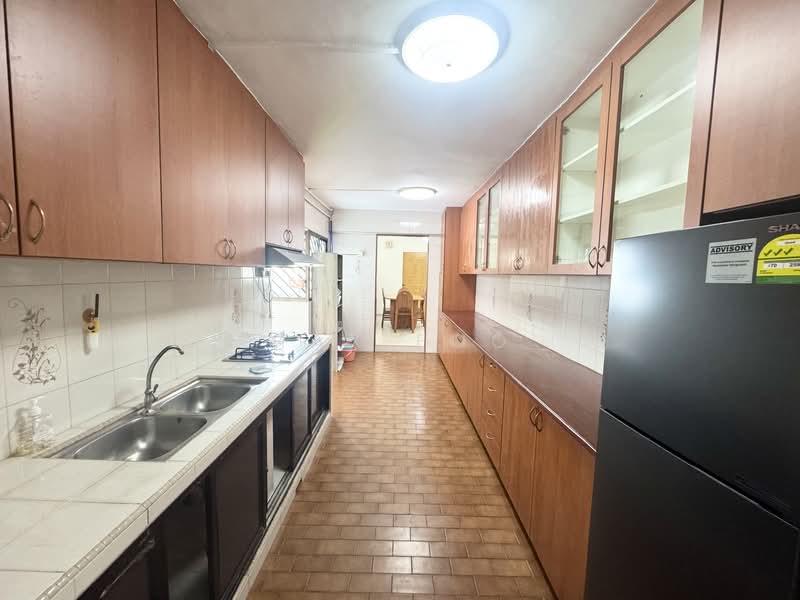 716 Bedok Reservoir Road, 716 Bedok Reservoir Road, 3 Bedrooms, 1,539 sqft, HDB Flat For Rent, by Max Foo, 500144273 - Kitchen - PropertyGuru.com.sg