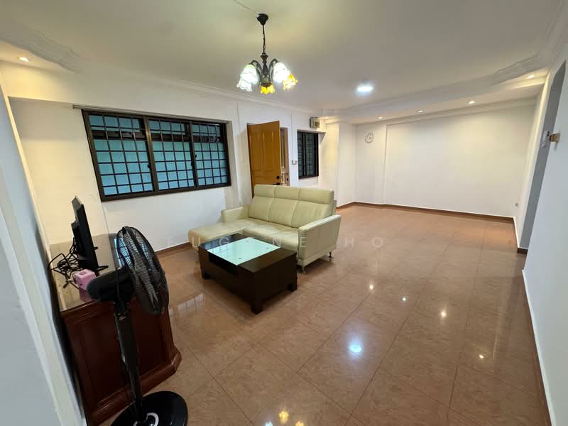 613B Bedok Reservoir Road, 613B Bedok Reservoir Road, 3 Bedrooms, 1,109 sqft, HDB Flat For Sale, by Eugene Ho, 500144275 - Living Room - PropertyGuru.com.sg