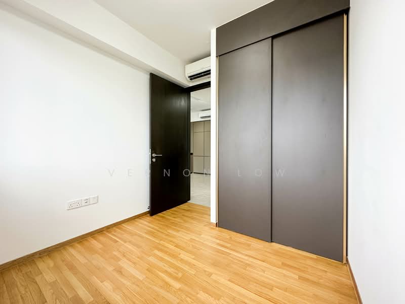 Park Colonial, 10 Woodleigh Lane, 2 Bedrooms, 635 sqft, Condominium For Rent, by Vernon Low, 500144278 - PropertyGuru.com.sg