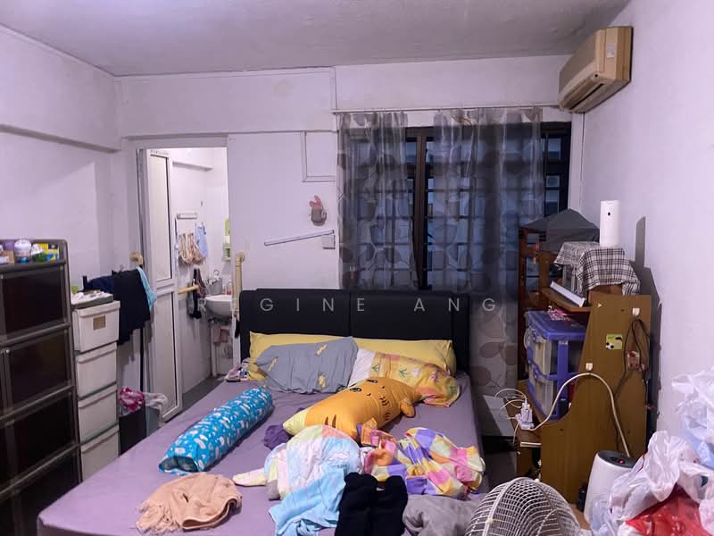 124 Yishun Street 11, 124 Yishun Street 11, 3 Bedrooms, 999 sqft, HDB Flat For Sale, by Regine Ang, 500144290 - Bedroom - PropertyGuru.com.sg