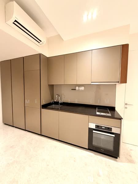 Royalgreen, 2D Anamalai Avenue, 2 Bedrooms, 721 sqft, Condominium For Rent, by Melanie Lim, 500144296 - Kitchen - PropertyGuru.com.sg