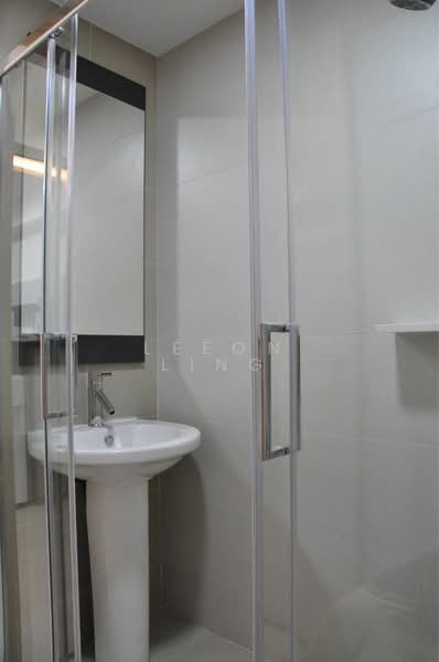 Forestville, 48 Woodlands Drive 16, Studio, 300 sqft, Executive Condominium For Rent, by Leeon Ling, 500144303 - Bathroom - PropertyGuru.com.sg