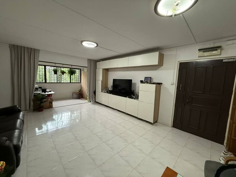 555 Woodlands Drive 53, 555 Woodlands Drive 53, 3 Bedrooms, 1,238 sqft, HDB Flat For Sale, by Ruth Ho, 500144304 - Living Room - PropertyGuru.com.sg