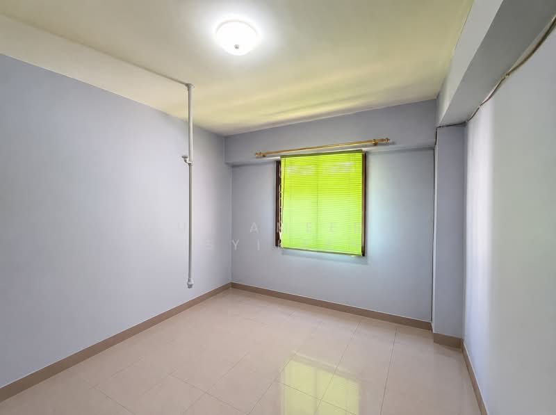 682 Choa Chu Kang Crescent, 682 Choa Chu Kang Crescent, 4 Bedrooms, 1,313 sqft, HDB Flat For Sale, by Nur Ameera Asyikeen, 500144309 - Bed 3 - PropertyGuru.com.sg