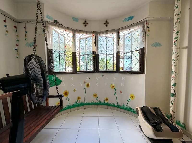 682 Choa Chu Kang Crescent, 682 Choa Chu Kang Crescent, 4 Bedrooms, 1,313 sqft, HDB Flat For Sale, by Nur Ameera Asyikeen, 500144309 - Balcony - PropertyGuru.com.sg