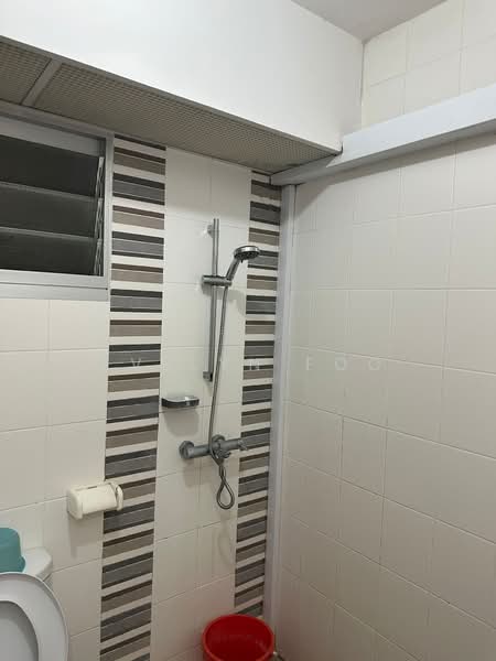 505A Yishun Street 51, 505A Yishun Street 51, 3 Bedrooms, 990 sqft, HDB Flat For Sale, by Evelyn Foo, 500144319 - Bathroom - PropertyGuru.com.sg