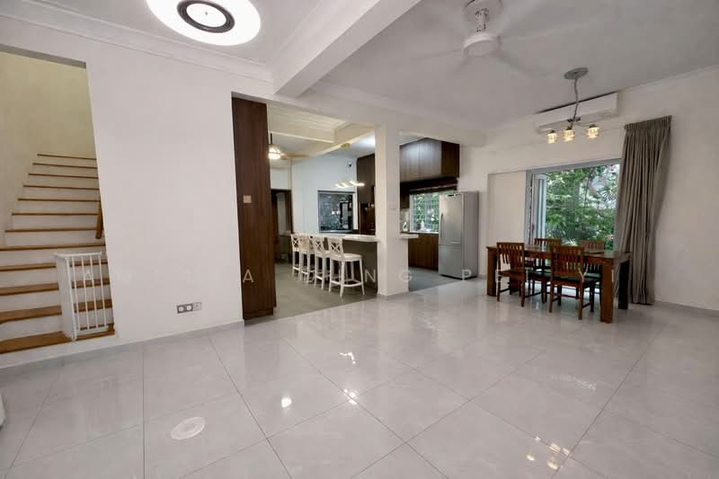 Spring Park Estate, Primrose Avenue, 4 Bedrooms, 2,200 sqft, Semi-Detached House For Rent, by Amelia Ding Pei Yi, 500144324 - Living Room - PropertyGuru.com.sg