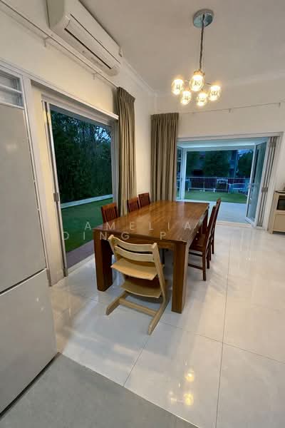 Spring Park Estate, Primrose Avenue, 4 Bedrooms, 2,200 sqft, Semi-Detached House For Rent, by Amelia Ding Pei Yi, 500144324 - Dining Room - PropertyGuru.com.sg