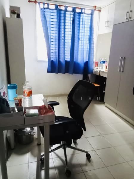 619 Hougang Avenue 8, 619 Hougang Avenue 8, Room Rental, 100 sqft, HDB Flat For Rent, by Tommy Lau, 500144330 - Study - PropertyGuru.com.sg