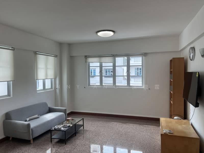 Shelford Regency, 65 Shelford Road, 2 Bedrooms, 883 sqft, Condominium For Rent, by Penny Ang 洪微霖, 500144331 - Living Room - PropertyGuru.com.sg