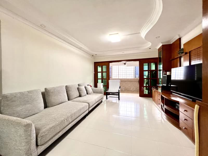 761 Jurong West Street 74, 761 Jurong West Street 74, 3 Bedrooms, 1,657 sqft, HDB Flat For Sale, by Sherlyn Wong, 500144338 - Living Room - PropertyGuru.com.sg