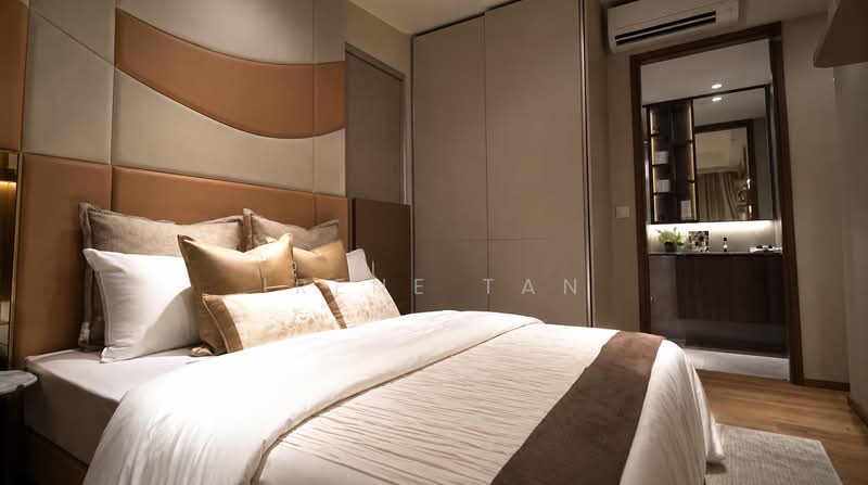 Grand Dunman, 18 Dunman Road, 5 Bedrooms, 2,131 sqft, Condominium For Sale, by Irene Tan, 500144340 - Bedroom - PropertyGuru.com.sg