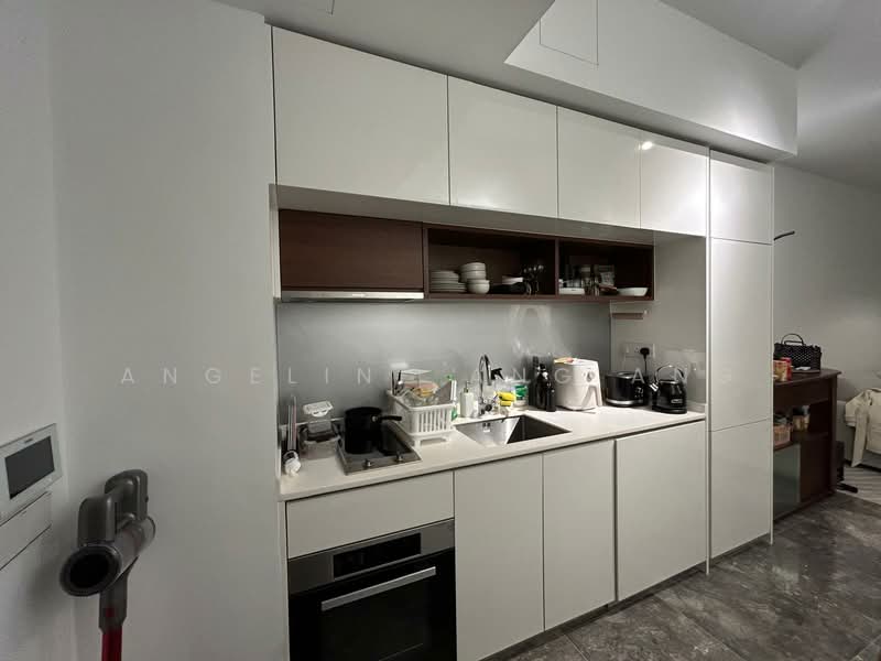 Fourth Avenue Residences, 2 Fourth Avenue, 2 Bedrooms, 689 sqft, Condominium For Sale, by Angeline Ang Ang, 500144341 - Kitchen - PropertyGuru.com.sg