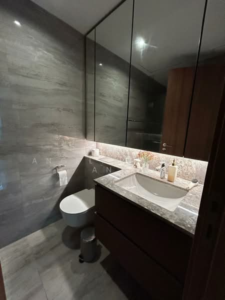 Fourth Avenue Residences, 2 Fourth Avenue, 2 Bedrooms, 689 sqft, Condominium For Sale, by Angeline Ang Ang, 500144341 - Bathroom - PropertyGuru.com.sg