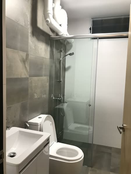 536 Jelapang Road, 536 Jelapang Road, 3 Bedrooms, 1,292 sqft, HDB Flat For Sale, by Shan Yap, 500144344 - Common Bathroom - PropertyGuru.com.sg