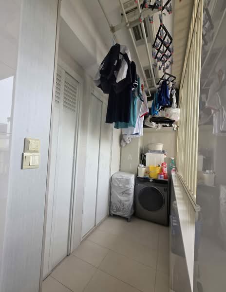 The Amore, 57 Edgedale Plains, 5 Bedrooms, 1,475 sqft, Executive Condominium For Sale, by Nakayama Yuki, 500144347 - Laundry Yard - PropertyGuru.com.sg