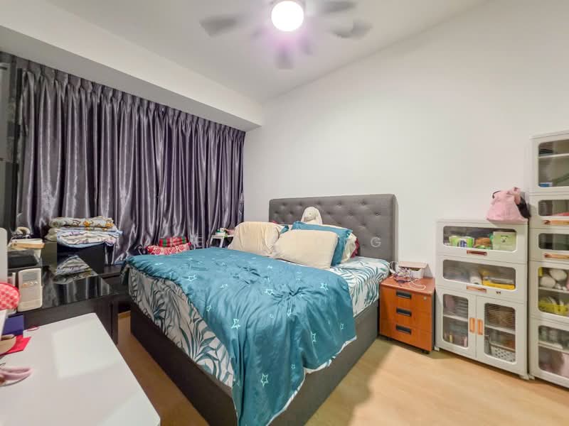 Rosewood Suites, 61 Rosewood Drive, 3 Bedrooms, 1,421 sqft, Condominium For Rent, by Keith Ong, 500144354 - Bedroom - PropertyGuru.com.sg