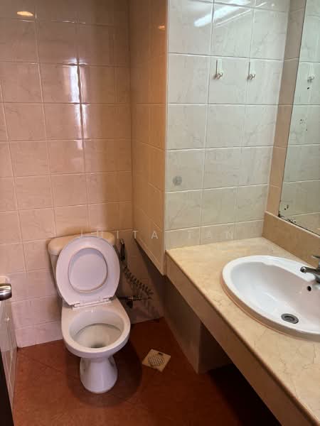 International Plaza, 10 Anson Road, Room Rental, 160 sqft, Apartment For Rent, by Juita Tan, 500144355 - Bathroom - PropertyGuru.com.sg