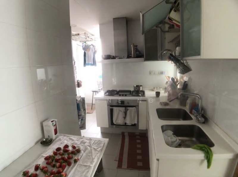 One Amber, 3 Amber Gardens, 4 Bedrooms, 3,046 sqft, Condominium For Sale, by Irene Ng, 500144363 - Kitchen - PropertyGuru.com.sg