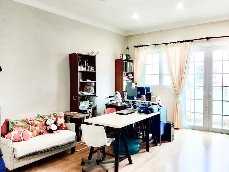 Jalan Haji Salam, , 6 Bedrooms, 4,219 sqft, Semi-Detached House For Sale, by Caleb Ng, 500144368 - Study - PropertyGuru.com.sg
