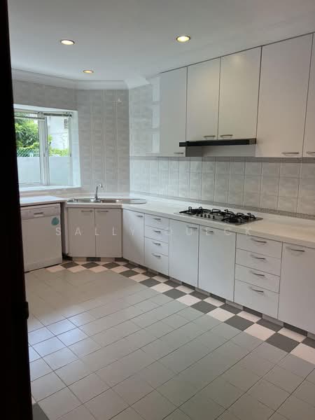 The Compass At Chancery, 6U Chancery Hill Road, 4 Bedrooms, 2,506 sqft, Apartment For Rent, by Sally Queck, 500144370 - Kitchen - PropertyGuru.com.sg