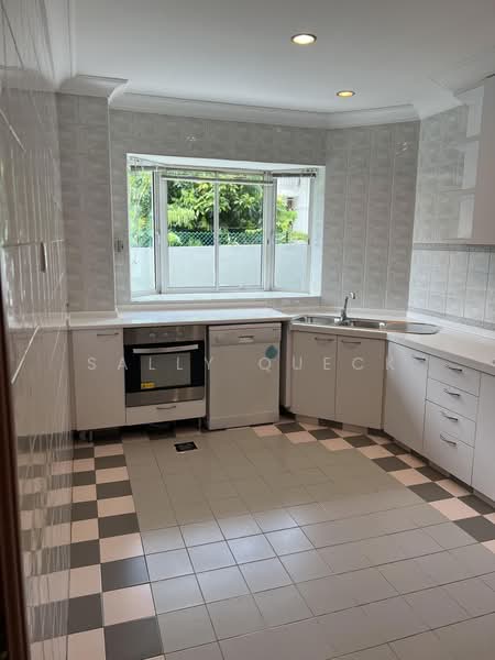 The Compass At Chancery, 6U Chancery Hill Road, 4 Bedrooms, 2,506 sqft, Apartment For Rent, by Sally Queck, 500144370 - Kitchen - PropertyGuru.com.sg