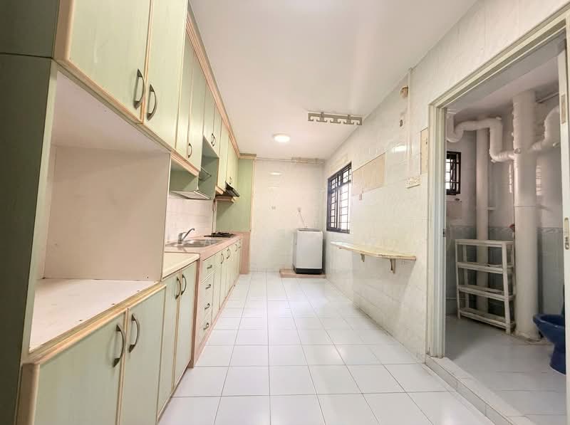 22 Jalan Membina, 22 Jalan Membina, 3 Bedrooms, 969 sqft, HDB Flat For Sale, by Dawn Low, 500144375 - Kitchen - PropertyGuru.com.sg