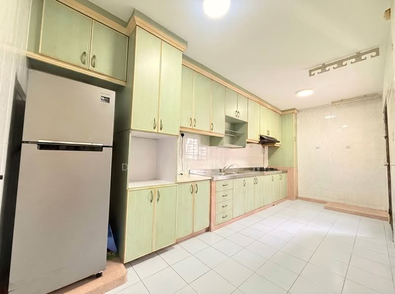 22 Jalan Membina, 22 Jalan Membina, 3 Bedrooms, 969 sqft, HDB Flat For Sale, by Dawn Low, 500144375 - Kitchen - PropertyGuru.com.sg