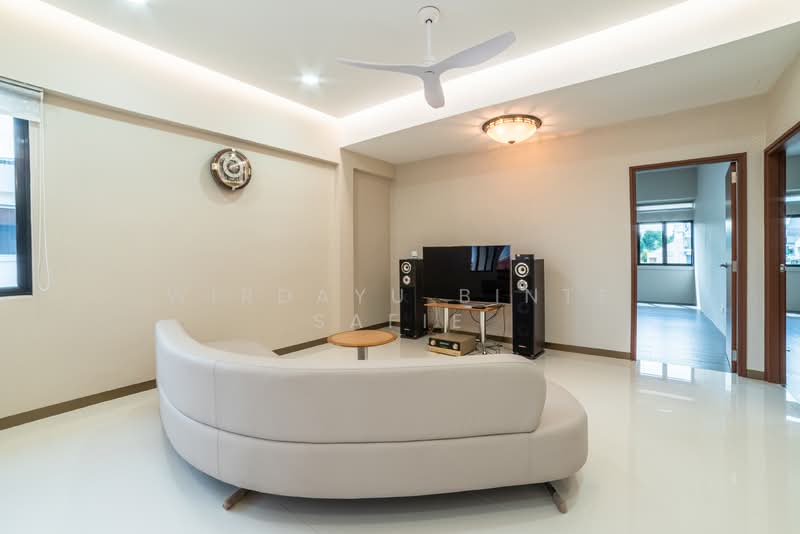 Tai Peng Gardens, 19 Jalan Rengkam, 4 Bedrooms, 1,775 sqft, Walk-up Apartment For Sale, by Wirdayu Binte Safie, 500144388 - Living Room - PropertyGuru.com.sg