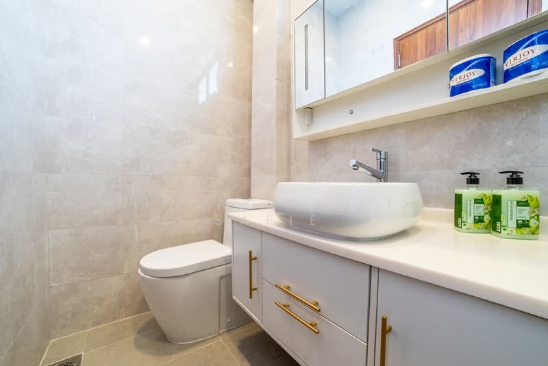 Tai Peng Gardens, 19 Jalan Rengkam, 4 Bedrooms, 1,775 sqft, Walk-up Apartment For Sale, by Wirdayu Binte Safie, 500144388 - Bathroom - PropertyGuru.com.sg