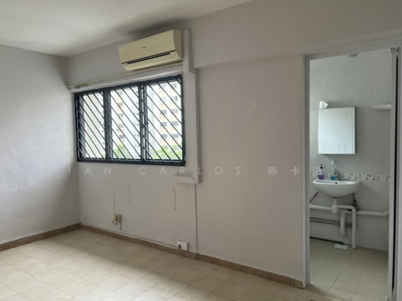 137 Potong Pasir Avenue 3, 137 Potong Pasir Avenue 3, 2 Bedrooms, 796 sqft, HDB Flat For Sale, by Tan Carlos 陈卡洛, 500144392 - Interior - PropertyGuru.com.sg