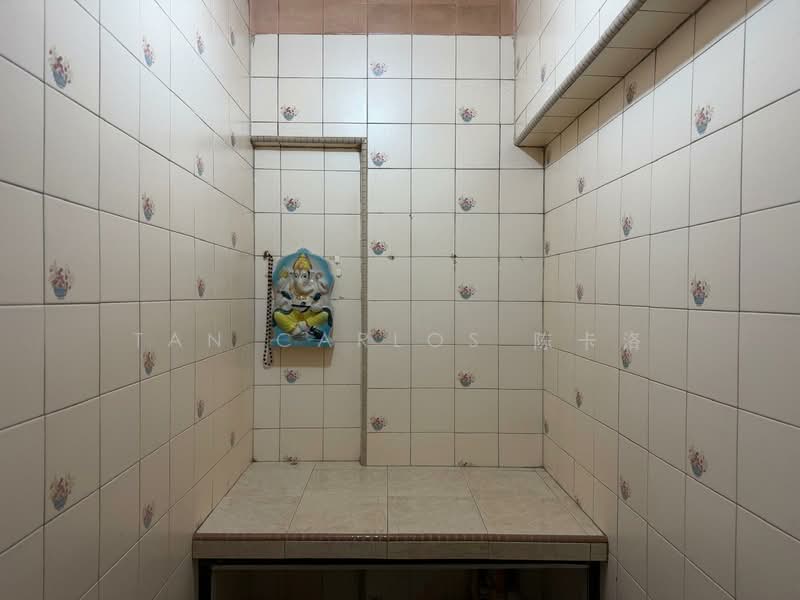 137 Potong Pasir Avenue 3, 137 Potong Pasir Avenue 3, 2 Bedrooms, 796 sqft, HDB Flat For Sale, by Tan Carlos 陈卡洛, 500144392 - Interior - PropertyGuru.com.sg