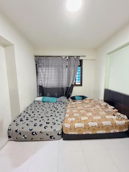 690D Choa Chu Kang Crescent, 690D Choa Chu Kang Crescent, 3 Bedrooms, 969 sqft, HDB Flat For Sale, by May Tan, 500144396 - Bedroom - PropertyGuru.com.sg