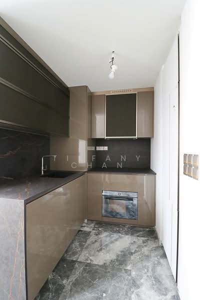 One Bernam, 1 Bernam Street, 2 Bedrooms, 732 sqft, Condominium For Rent, by Tiffany Chan, 500144401 - Kitchen - PropertyGuru.com.sg