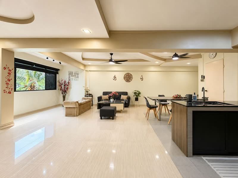 484B Choa Chu Kang Avenue 5, , 3 Bedrooms, 1,237 sqft, HDB Flat For Sale, by Jadelyn Ang, 500144411 - PropertyGuru.com.sg