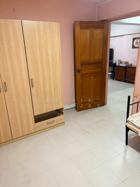 8 Holland Avenue, 8 Holland Avenue, Room Rental, 132 sqft, HDB Flat For Rent, by Andria (Tanuwijaya), 500144424 - Bedroom - PropertyGuru.com.sg