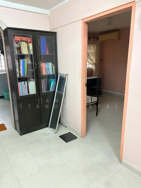 8 Holland Avenue, 8 Holland Avenue, Room Rental, 132 sqft, HDB Flat For Rent, by Andria (Tanuwijaya), 500144424 - Interior - PropertyGuru.com.sg