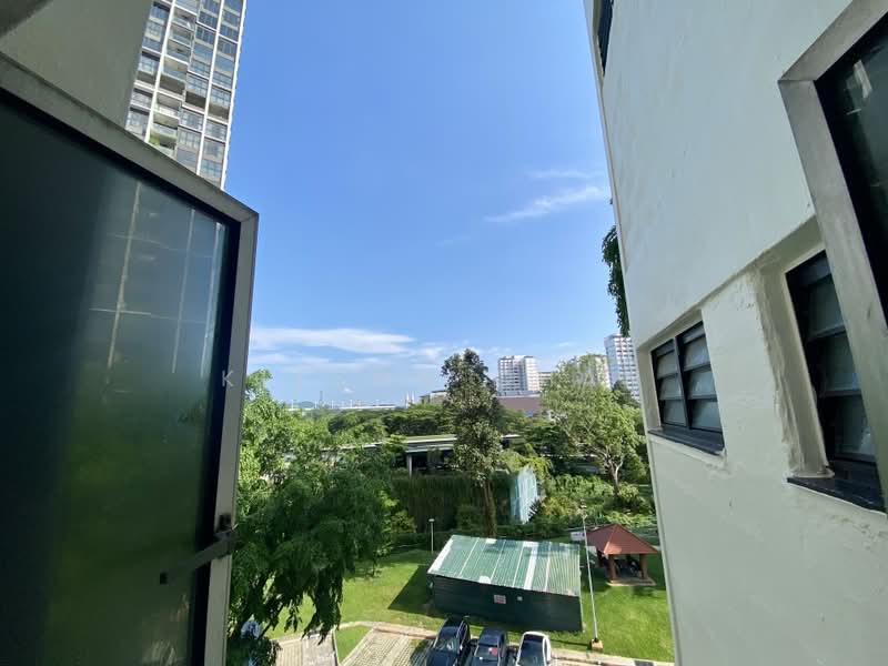 141 Jalan Bukit Merah, 141 Jalan Bukit Merah, 2 Bedrooms, 732 sqft, HDB Flat For Sale, by Kitson Chan, 500144431 - Exterior - PropertyGuru.com.sg