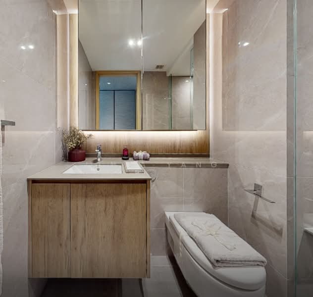 Pinetree Hill, 30 Pine Grove, 4 Bedrooms, 1,464 sqft, Condominium For Sale, by Linda Yang, 500144449 - Bathroom - PropertyGuru.com.sg