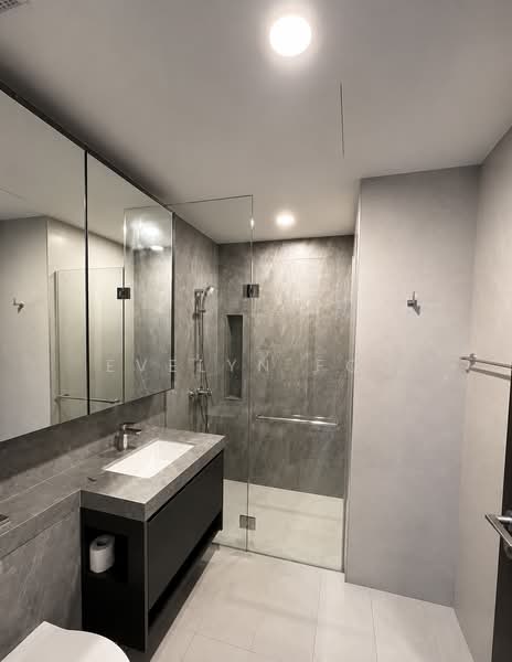 Parc Clematis, 8C Jalan Lempeng, 2 Bedrooms, 689 sqft, Condominium For Sale, by Evelyn Foo, 500144454 - Bathroom - PropertyGuru.com.sg