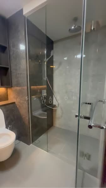 Tembusu Grand, 96 Jalan Tembusu, 2 Bedrooms, 745 sqft, Condominium For Sale, by Ssharon Loh, 500144465 - Bathroom - PropertyGuru.com.sg