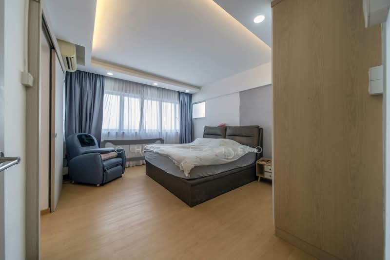 171 Bukit Batok West Avenue 8, 171 Bukit Batok West Avenue 8, 3 Bedrooms, 1,496 sqft, HDB Flat For Sale, by Chloe Teo, 500144468 - Master Bedroom - PropertyGuru.com.sg