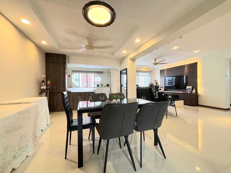 517 Pasir Ris Street 52, 517 Pasir Ris Street 52, 3 Bedrooms, 1,367 sqft, HDB Flat For Sale, by Sam Tan, 500144470 - Living Room - PropertyGuru.com.sg