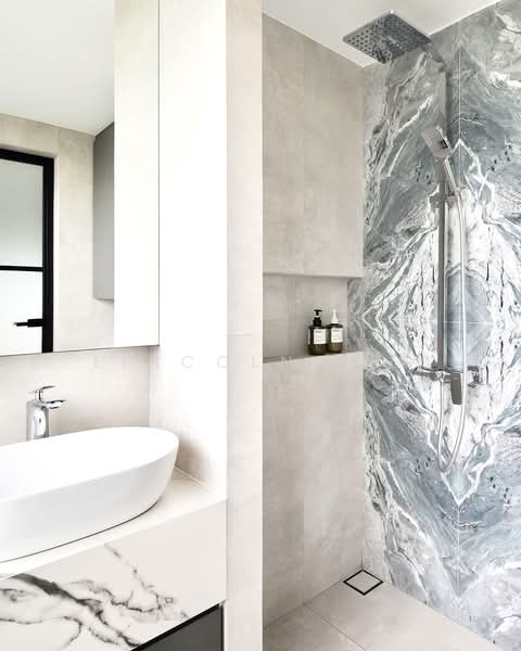 The Interlace, 192 Depot Road, 2 Bedrooms, 807 sqft, Condominium For Sale, by Lincoln Teo, 500144473 - Bathroom - PropertyGuru.com.sg