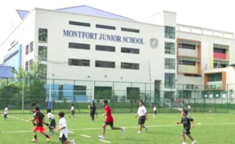 Integrated Condominium connected to Hougang MRT interchange, , 3 Bedrooms, 1,200 sqft, Condominium For Sale, by Ben Lee, 500144490 - Exterior - PropertyGuru.com.sg