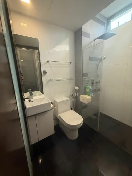 Stadia, 27 Yio Chu Kang Road, 2 Bedrooms, 1,001 sqft, Condominium For Rent, by Yap Chin Chuan, 500144496 - Bathroom - PropertyGuru.com.sg