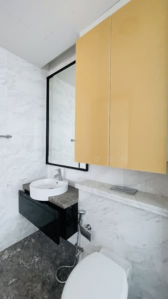 The Solitaire, 5A Balmoral Park, 4 Bedrooms, 3,750 sqft, Condominium For Rent, by Jean Goh, 500144498 - Bathroom - PropertyGuru.com.sg